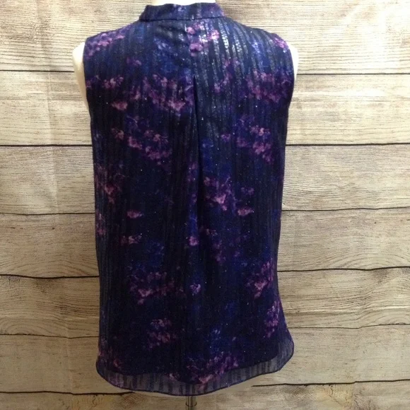 T Tahari Sleeveless Blouse Size Small NWT - Picture 6 of 7